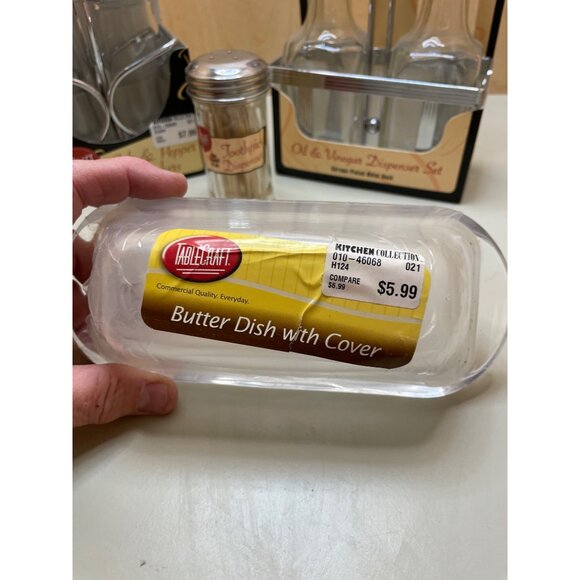 Vintage Tablecraft Table Accessories NIB Salt and Pepper Shakers, toothpick Hold - Picture 3 of 12